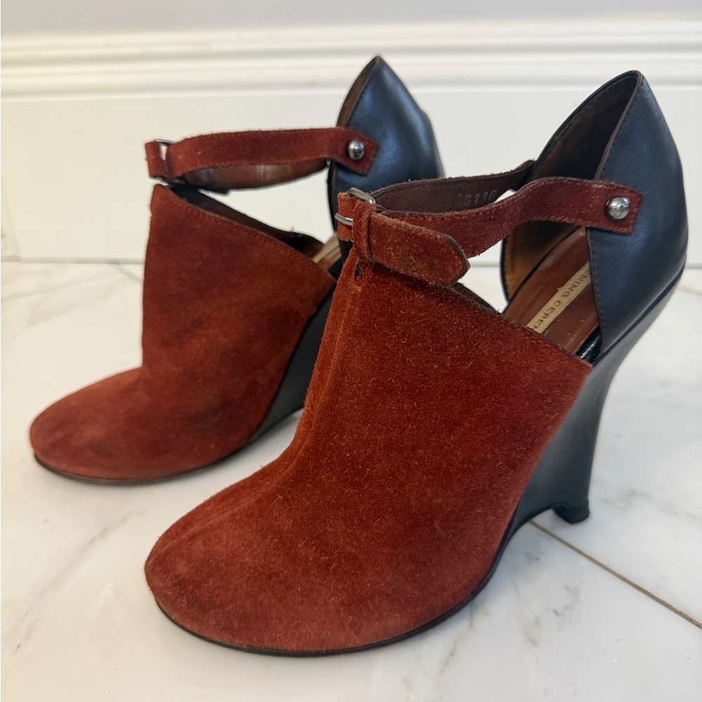 Opening Ceremony Women’s Burnt Orange Suede Slim Wedge Heel Ankle Strap Euro 37